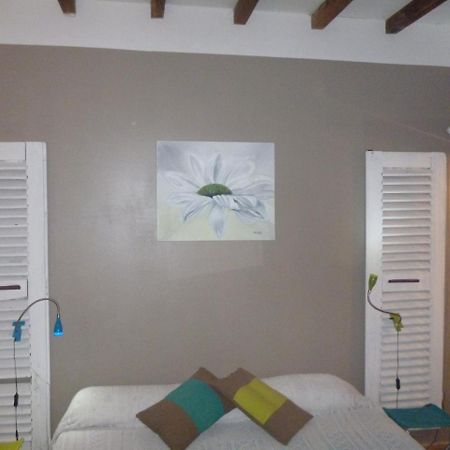 Chambres D'Hotes La Rose Des Vents Ginestas Экстерьер фото