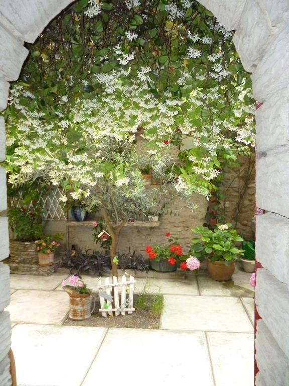 Chambres D'Hotes La Rose Des Vents Ginestas Экстерьер фото