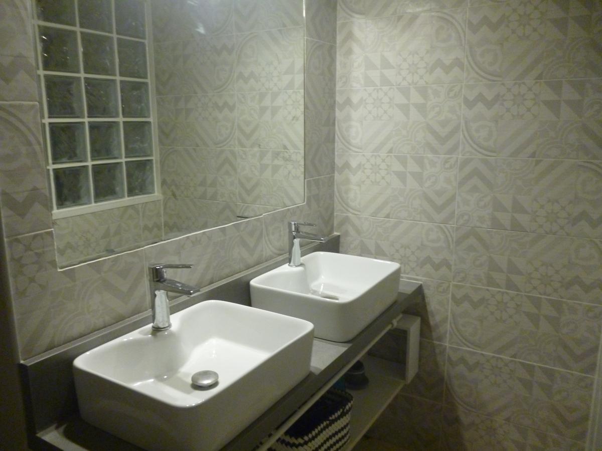 Chambres D'Hotes La Rose Des Vents Ginestas Экстерьер фото